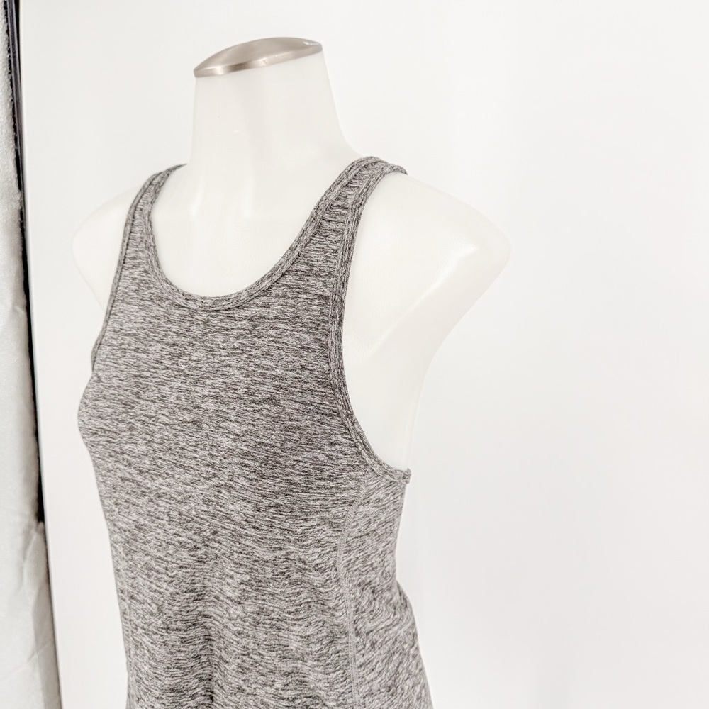 Beyond Yoga Gray Ribbed Fitted Tank Top - Picture 2 of 4